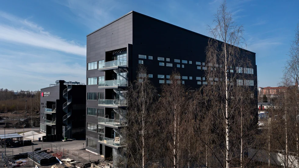 Skanska säljer nyproducerade fastigheten i centrala Luleå.