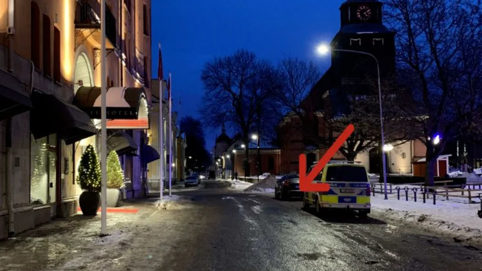 Bild från förundersökningen visar var den dömda kvinnan framförde sin bil så att målsägarna tvingades springa undan för att inte bli påkörda. 