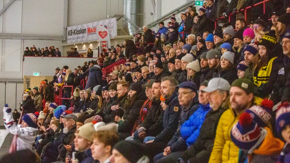 Under annandagsmatchen mellan KVBS och Örebro besökte 1 145 personer matchen.