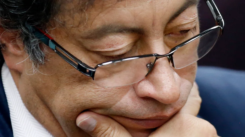 Senatorn och presidentkandidaten Gustavo Petro ber om ursäkt för ett sluddrigt men engagerat tal i måndags. Arkivbild.