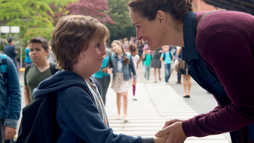 Omtänksam. Julia Roberts spelar mamman till Auggie (Jacob Tremblay). Foto: Photo by Dale Robinette.
