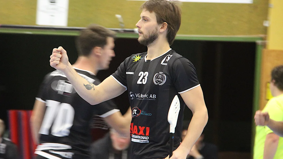 Rasmus Lööv svarade för tre av IBF Grillbys mål i segermatchen mot Uppsala Life.