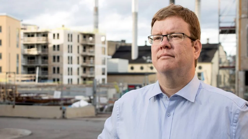 Ola J Hedin (L) föreslår kommunala ordningsvakter i väntan på fler poliser.