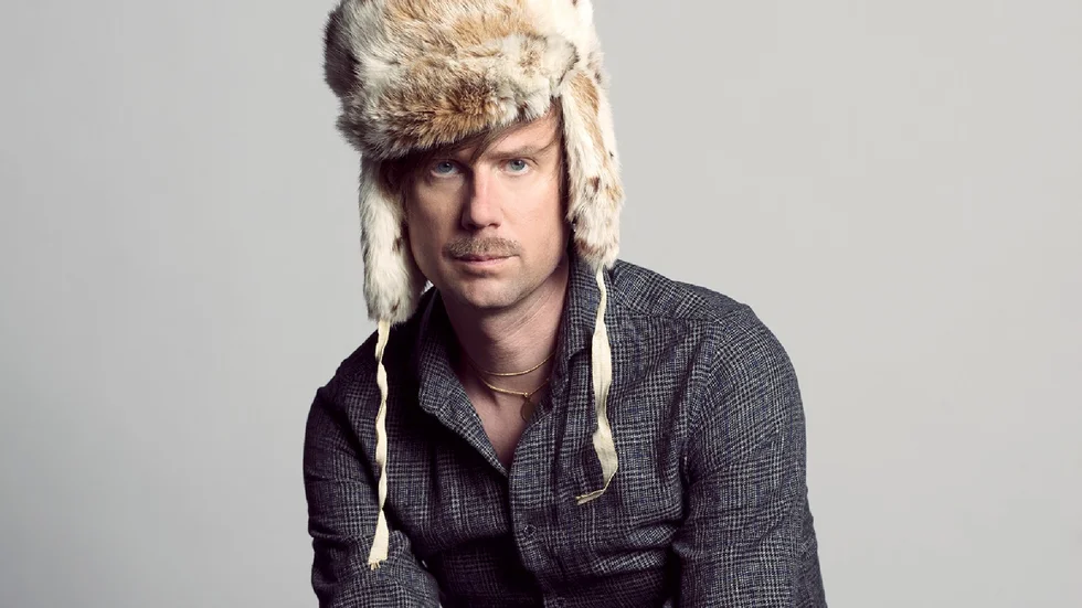 Timo Räisänen kommer till Katalin den 14 december och spelar låtar från julskivan "Pax Noël". 
