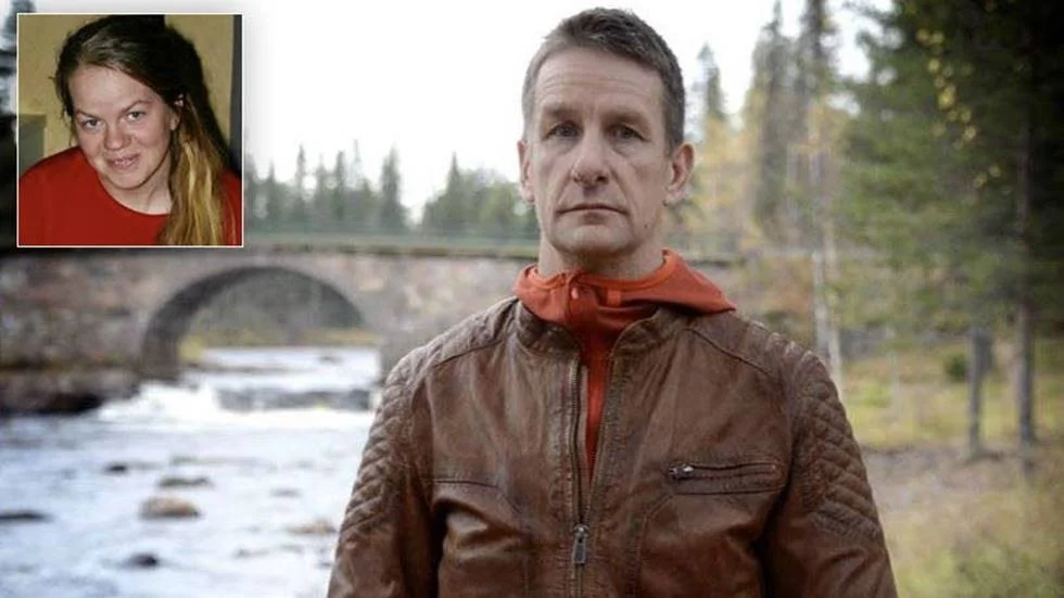  "Jag har varit med filmteamet till alla platser, från Stenbron till stenåldersboplatsen dit mördaren förde kroppen och brände den", säger Peter Johansson om TV3-dokumentären.