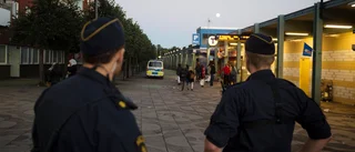 Hur blir det nu med polisernas löner?