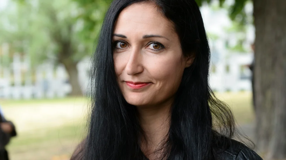 Sakine Madon, tidigare politisk redaktör på Norran, byter VLT mot UNT.