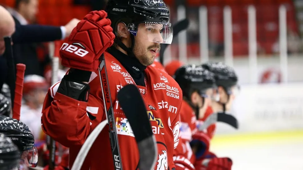 Marcus Eriksson och de andra kusarna har tufft läge. Men än lever hoppet.