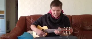 Guitalelen är alltid med