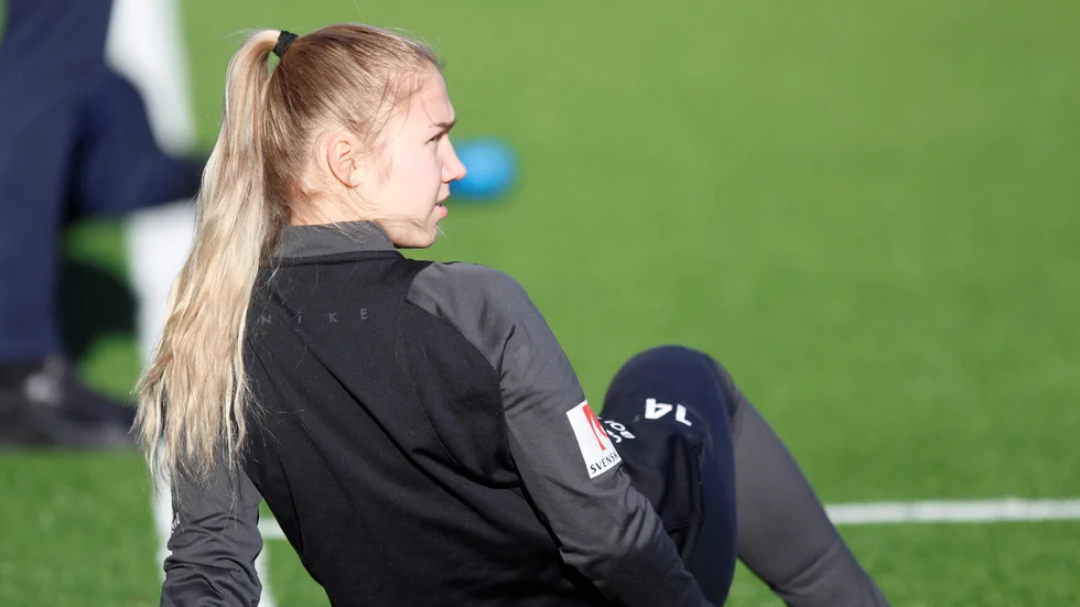 Cajsa Åkerberg kommer på grund av skadan inte att ingå i Uniteds trupp 2022. "Det har varit mycket oro såklart men jag tror det är viktigt att jag inte känner någon stress nu utan min rehab får ta den tid det tar."