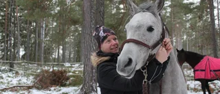 Att få vara med djuren betyder mycket för Susanne