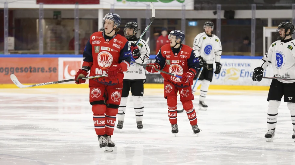 Carl-Henrik Edwardsson och Christian Jonssons Västerviks IK J20 förlorade premiären i juniorettan mot Olofström.