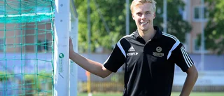 Viktig kugge stannar kvar i Skellefteå FF