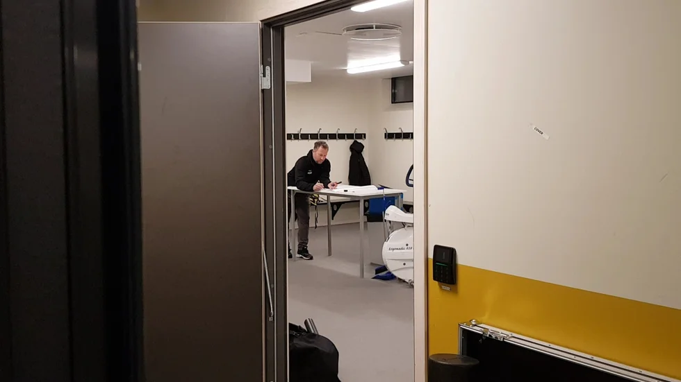 Jonas Holgersson i Sirius omklädningsrum
