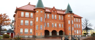 Glädjen över skolutvecklingen har landat i botten
