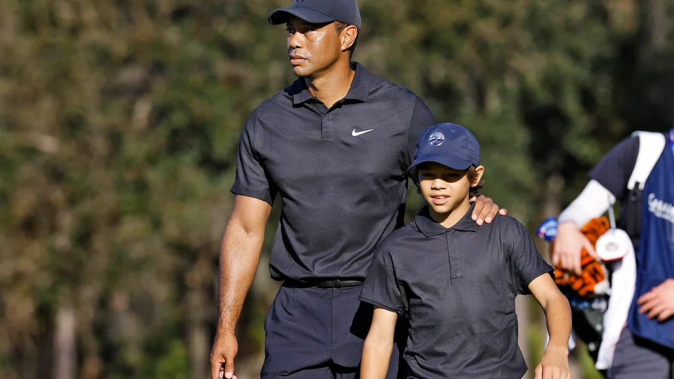 Tiger Woods tillsammans med sonen Charlie i samband med veckans PNC Championship.