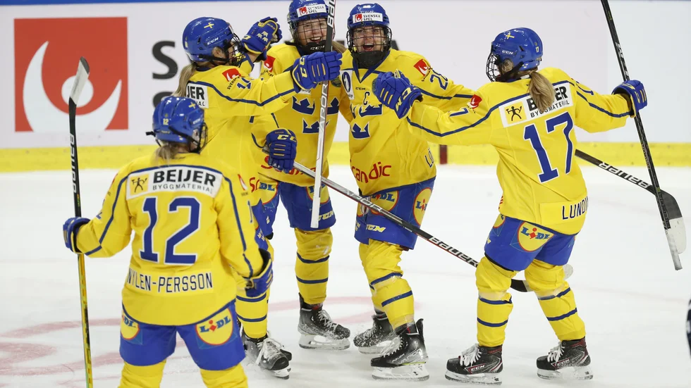 Damkronorna har nu tagit in två nya backar till OS-truppen. Arkivbild.
