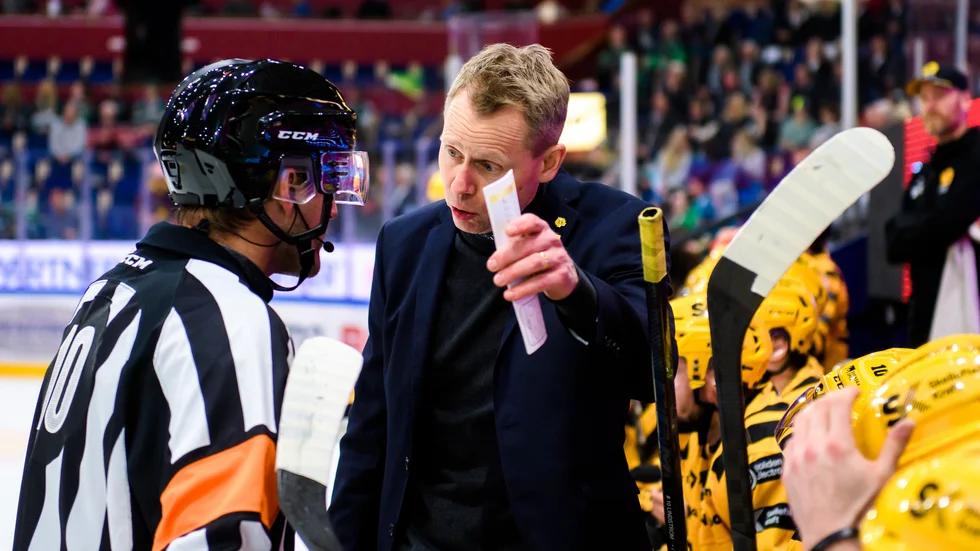 ”I första perioden tycker jag att det kändes som att vi var kvar på planet”, säger Robert Ohlsson.