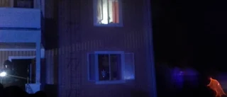 Villabrand rasade i Umeå – tio personer tog sig ut