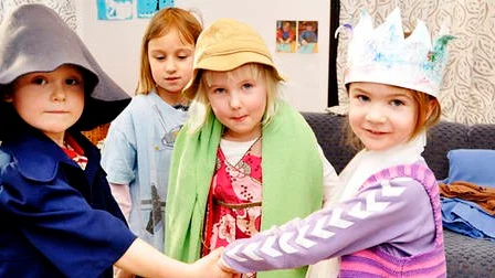 Oliver Lennkvist, Elma Eklund, Elsa Eklund och Ellen Stål på Tomtberga förskola, en av de förskolor där föräldrar har reagerat.
