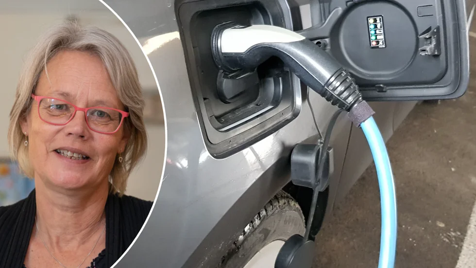 "Vi håller på att titta över laddstrukturen och hur det ser ut med de offentliga laddstationerna för att hitta en lösning så att man kan betala för att ladda", säger Anneli Bengtsson (S), kommunstyrelsens ordförande i Vingåker. 