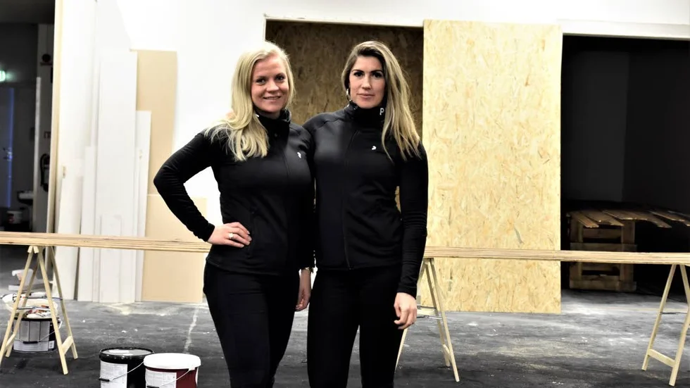 Ägaren Malin Jonsson (t.h), tilllsammans med kollegan Madelene Persson.