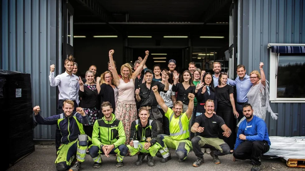 Lappset i Sverige består nu av 35 personer. Alla är dock inte närvarande på bilden.