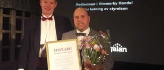 Hoppsan, där fick han ett pris till!