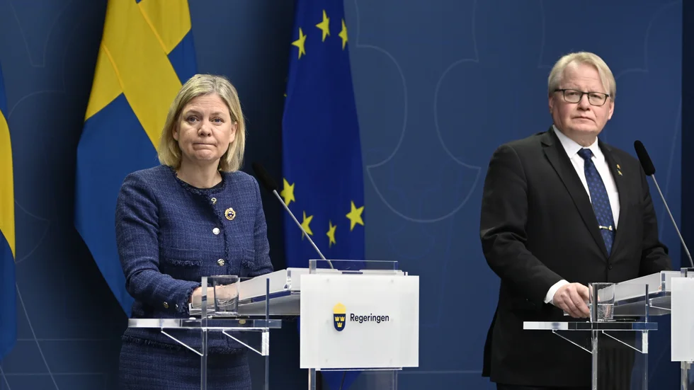 Tiden är mogen. Magdalena Andersson och Peter Hultqvist ska rusta upp försvaret.