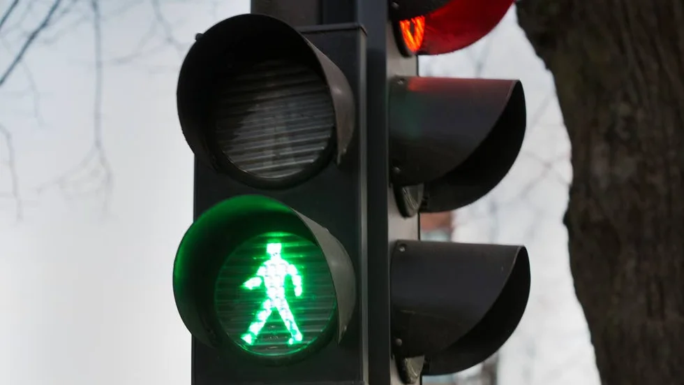Föråldrad trafikreglering slösar bort tid för Uppsalaborna, skriver Ola Karlsson.
