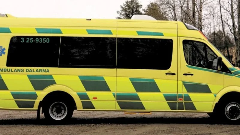 "Jätteambulansen" eller flerbårsambulansen som det officellt kallas kör dagligen planerade sjukvårdstransporter från Dalarna till Uppsala.