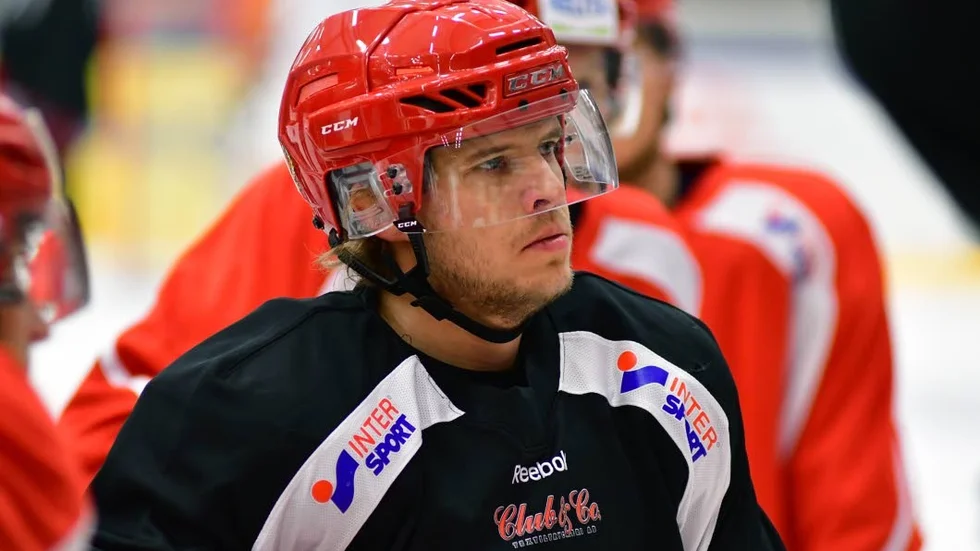 Tillbaka. Lucas Sandströms långa avstängning är över.