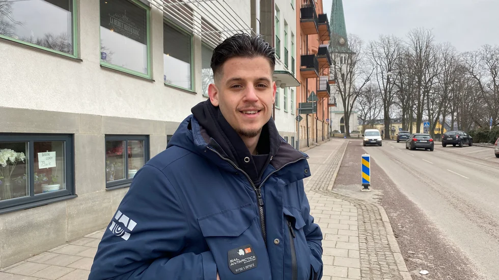 Alexandar Mutic börjar känna sig hemma i sitt Motala. Efter ett år av segrar, och utveckling både för honom och laget i Maif, stundar svårare uppgifter den här säsongen. "Vi kommer att bjuda upp till dans", säger han inför hemmamatchen på fredagen mot superettanlaget ÖSK.