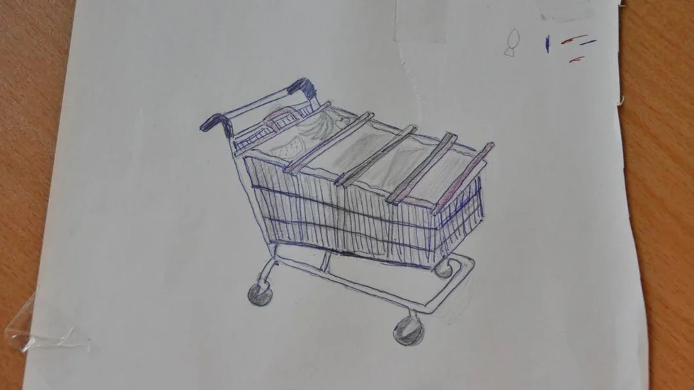 Bruksgymnasiet. Den idé som eleverna i UF-företaget All-packa UF gått vidare med är tygkassar till kundvagnen.
