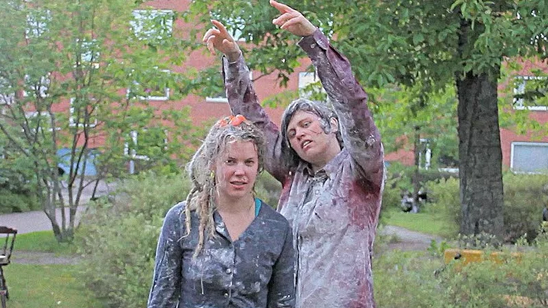 Varierat. Flogsta vimlar av svin och änglar enligt Viktyor Johansson. Vilka är detta?