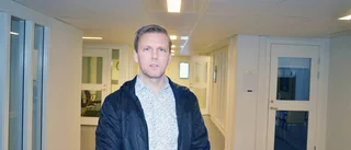 Larmet: Överfullt på alla boenden