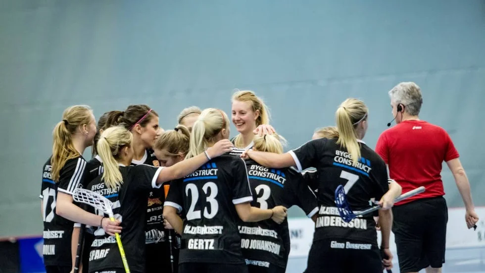 Segerjubel. FBC fortsätter jakten på slutspel efter en stabil seger mot Endre.