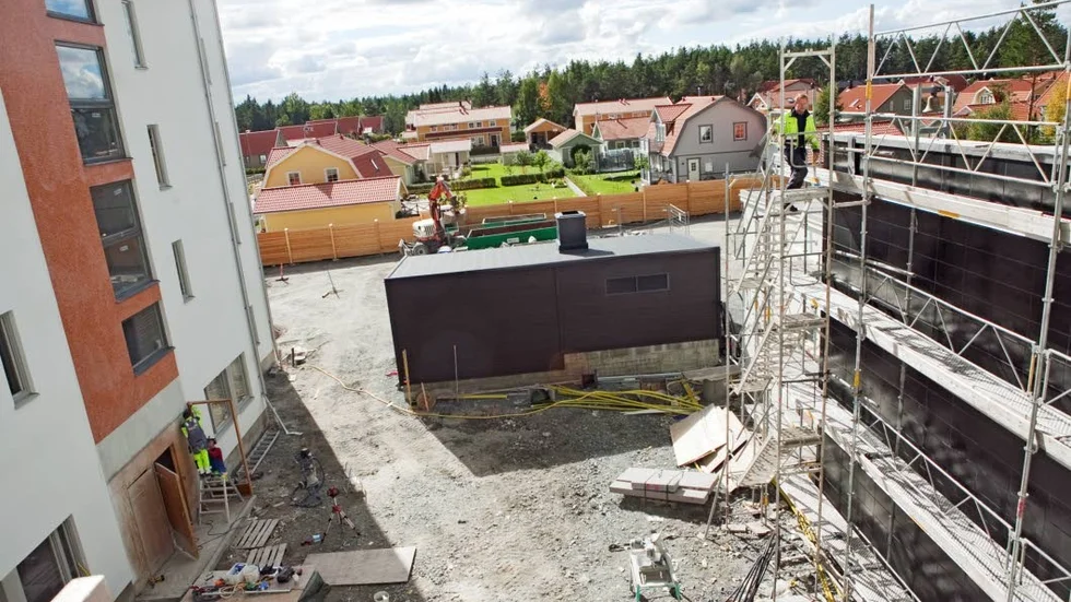 Kompetensbrist. Flera byggprojekt i Knivsta kommun har bromsats eller lagts på is på grund av kompetensbrist.