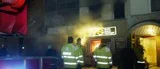 Lägenhet totalförstörd i brand