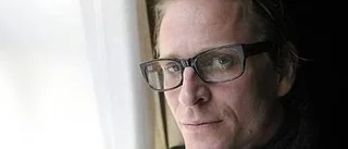 Jonas Malmsjö utan trikåer