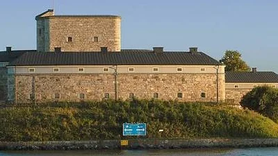 Vaxholms fästning skulle vara ett lås för mälaren.
