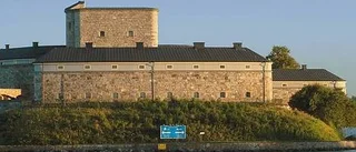 Förträffligt om svenska fästningar