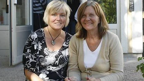 Ulrika Örneberg och Lena Pettersson Lindgren, två av fem montessoriutbildade.
