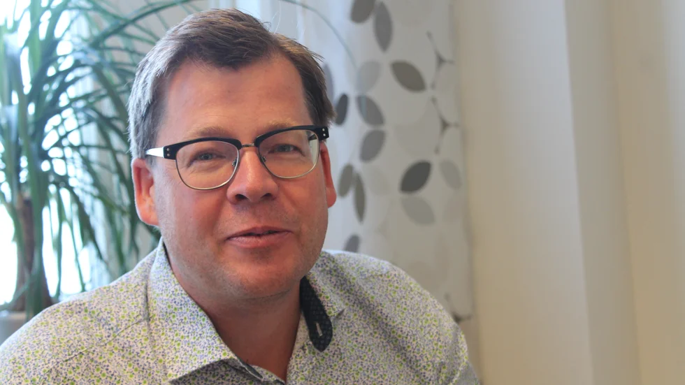Kommunalrådet Joakim Magnusson (C), ordförande i barn- och utbildningsutskottet har klubbat igenom ett namnbyte på en av utskottets två utmärkelser.