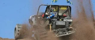 Mullrande  monster på hjul utanför Tierp