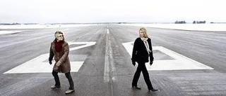 På motsatta sidor i frågan om flygplatsen
