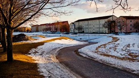 Grönytan längst Fyrislundsgatan fotograferad från korsningen Fyrislundsgatan/Johannesbäcksgatan