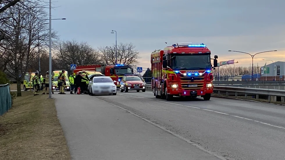 En kollision vid Beckershovsviadukten påverkade fredagstrafiken vid 16-tiden.