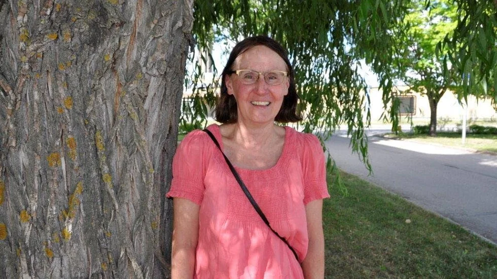 Engagerad. Karin Nettelbald anser att det är oändligt viktigt att bidra till likvärdighet i skolan och samhället. – Alla elever ska ha samma möjligheter oavsett bakgrund, säger Karin, vars engagemang är djupt personligt.