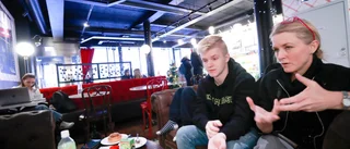 Oliver nära att mista livet - föll ner från träd